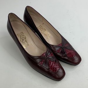 Vintage Salvatore Ferragamo Leather Pump heels shoes Size 9 AA Burgundy Maroon